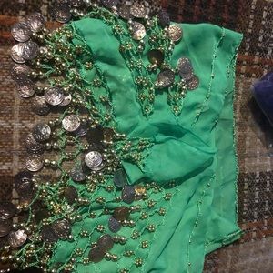 NWOT Plus size green and gold hipscarf